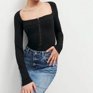 REFORMATION Jo Knit Top - Black, long sleeve, size M